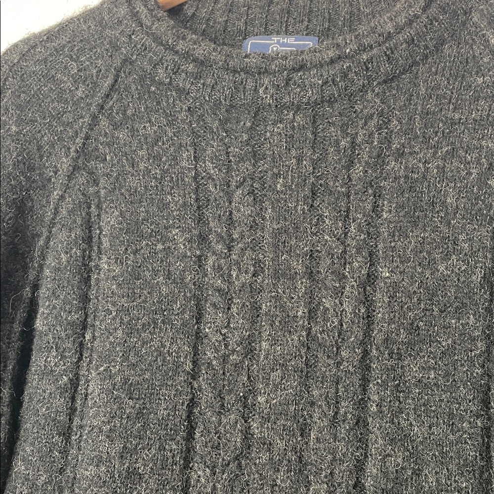 1980’s Vintage Woolrich Gray 100% wool crewneck sweater size Large